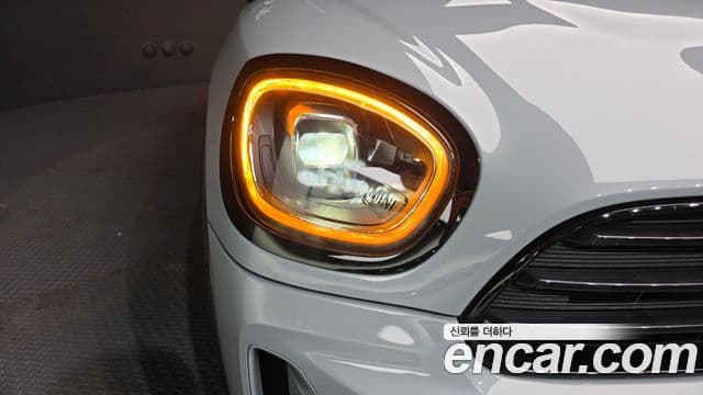 Mini Cooper Countryman 2022 — Photo 10/33