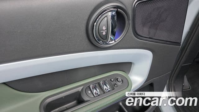 Mini Cooper Countryman 2022 — Photo 14/33