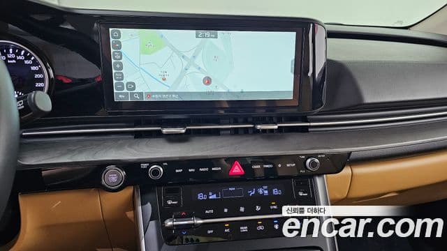 Kia Carnival 2022 — ფოტო 14/20
