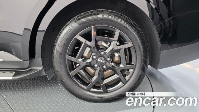 Kia Carnival 2024 — ფოტო 38/39