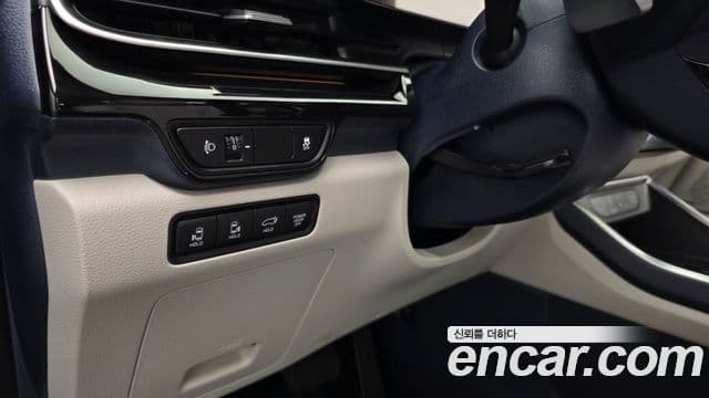 Kia Carnival 2024 — ფოტო 14/39