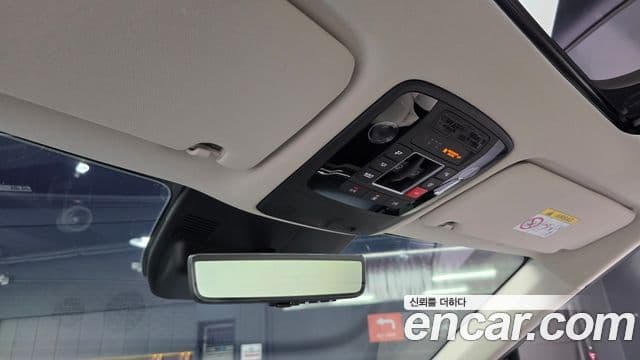 Kia Carnival 2024 — ფოტო 28/39