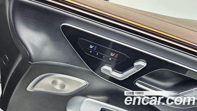 Mercedes-Benz EQE SUV 2023 — ფოტო 10/20