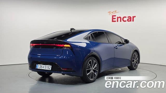 Toyota Prius 2024 — Şəkil 2/20