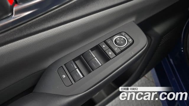 Toyota Prius 2024 — Photo 3/30