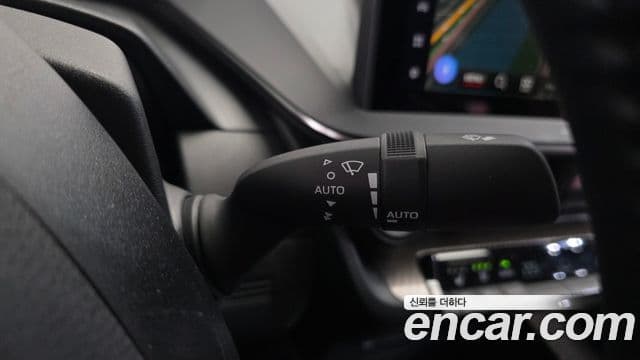 Toyota Prius 2024 — Photo 14/30
