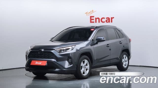 Toyota RAV4 2019 — Şəkil 9/20