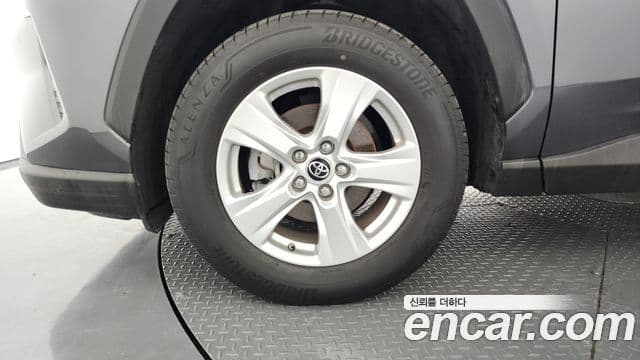 Toyota RAV4 2019 — Şəkil 4/20