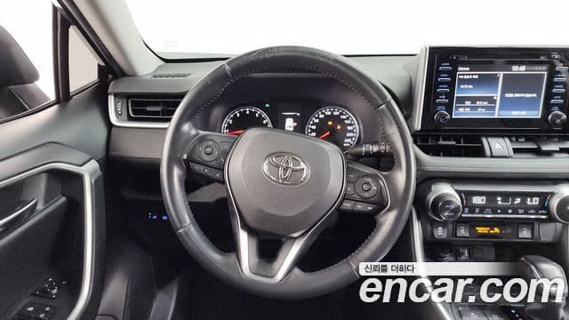 Toyota RAV4 2019 — Şəkil 13/20