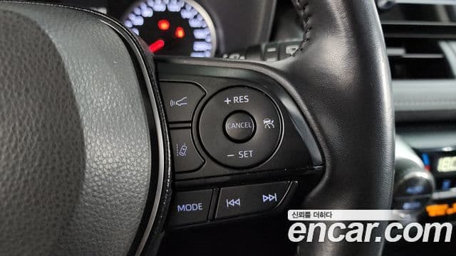 Toyota RAV4 2019 — Şəkil 16/20