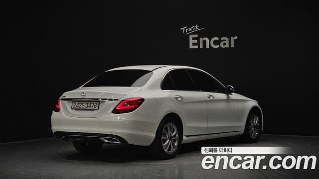 Mercedes-Benz C-Class 2020 — Şəkil 2/20