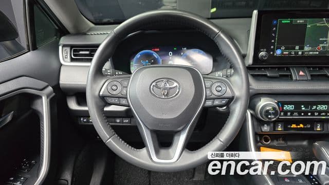 Toyota RAV4 2024 — Şəkil 12/20