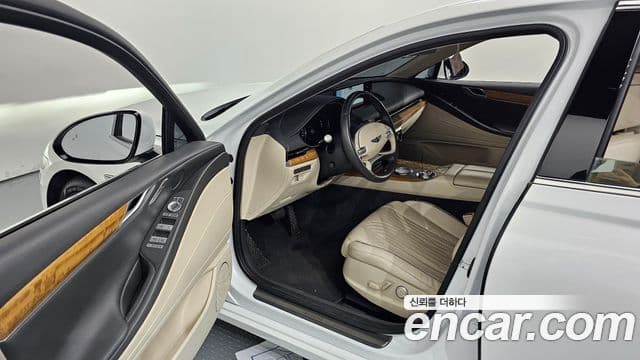 Genesis Electrified G80 2020 — Şəkil 10/20