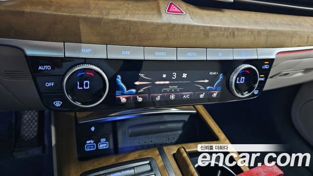 Genesis Electrified G80 2020 — Şəkil 16/20