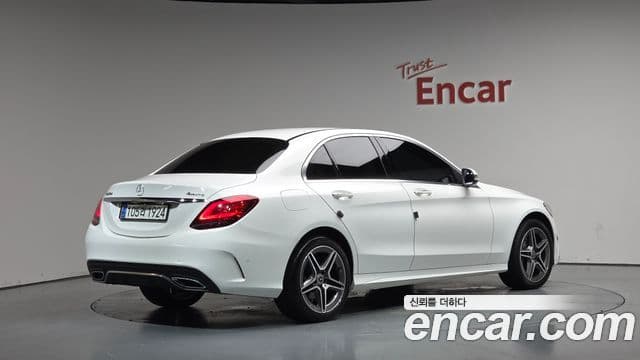 Mercedes-Benz C-Class 2019 — Şəkil 2/20