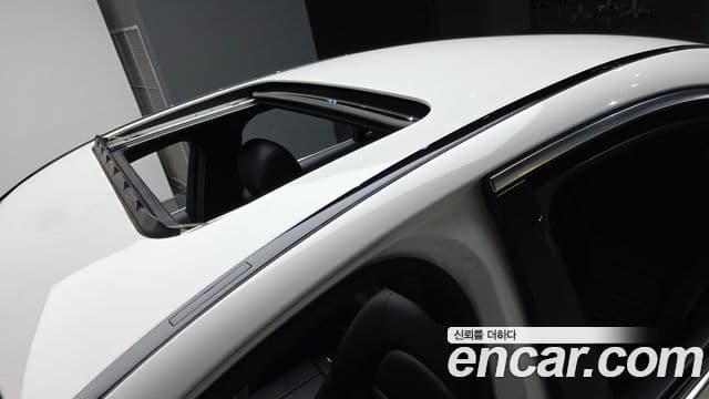 Mercedes-Benz C-Class 2019 — Şəkil 15/20