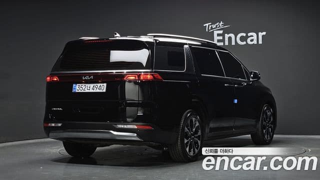 Kia Carnival 2022 — Фото 2/20