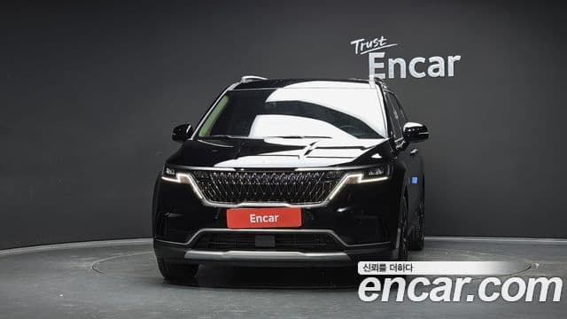 Kia Carnival 2022 — Фото 3/20