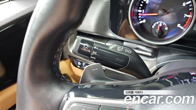 Kia Carnival 2022 — Фото 16/20