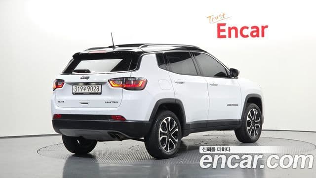 Jeep Compass 2022 — ფოტო 2/20