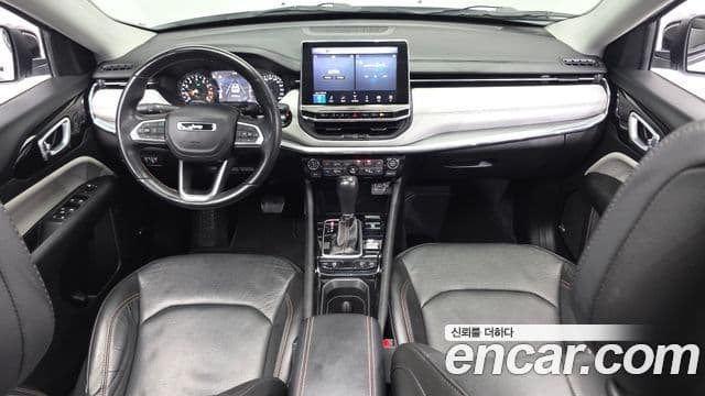 Jeep Compass 2022 — ფოტო 7/20