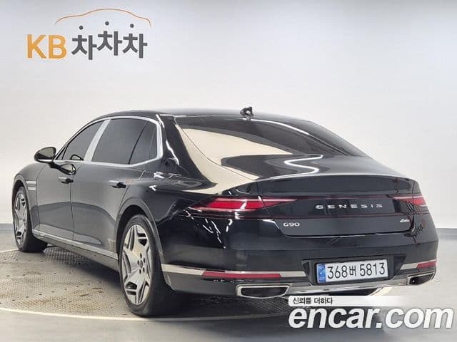 Genesis G90 2022 — фото 1 из 20