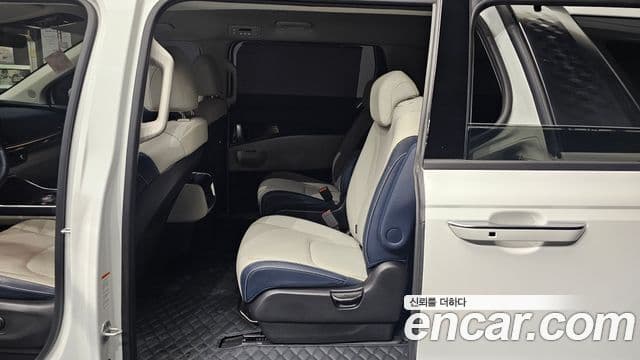 Kia Carnival 2024 — Фото 12/20