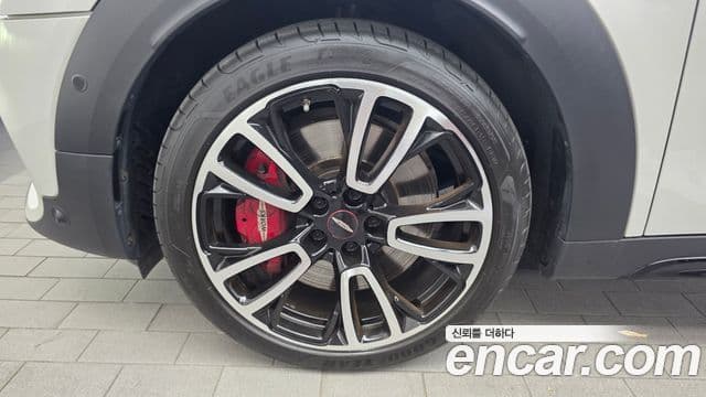 Mini Cooper S Countryman 2023 — ფოტო 5/20