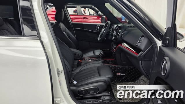 Mini Cooper S Countryman 2023 — ფოტო 11/20