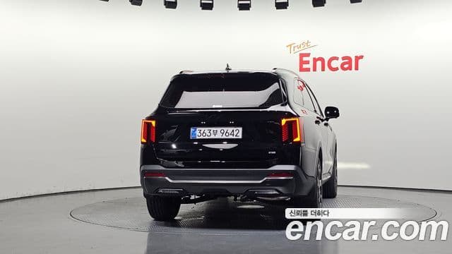 Kia Sorento 2025 — ფოტო 4/20