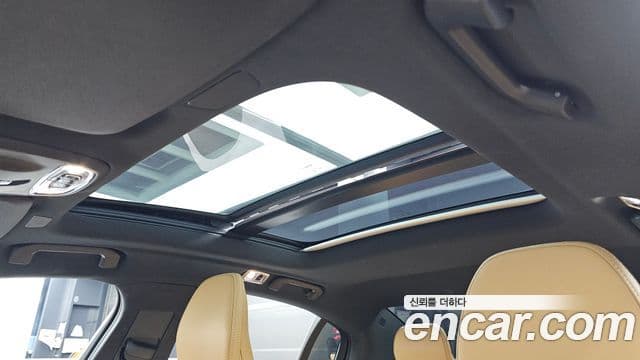 Volvo S60 2021 — Şəkil 17/20