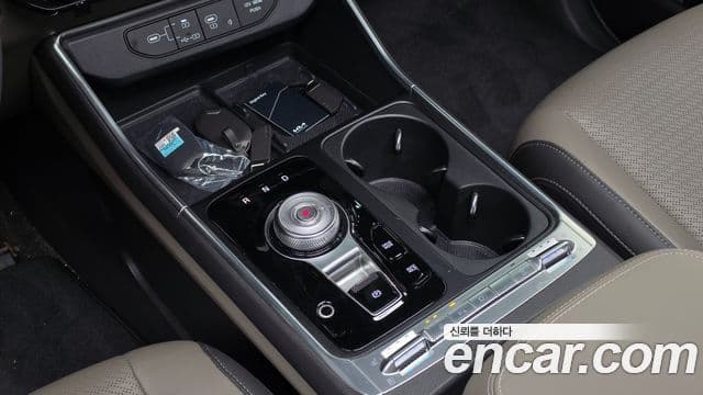 Kia Carnival 2024 — Фото 8/20