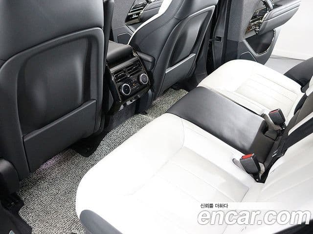 Land Rover Range Rover Sport 2023 — Photo 16/20