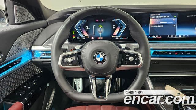 BMW 7 Series 2024 — Photo 12/31
