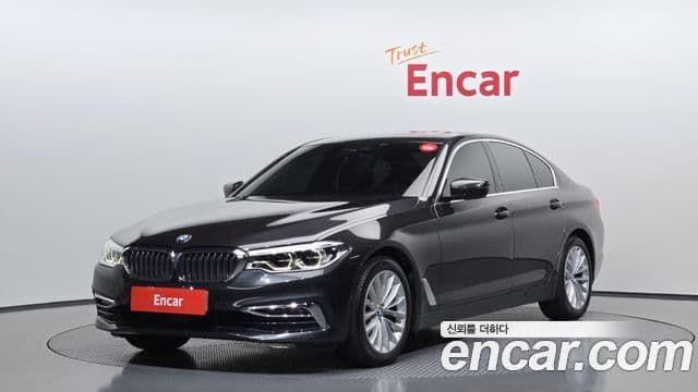 BMW 5 Series 2019 — Şəkil 1/20