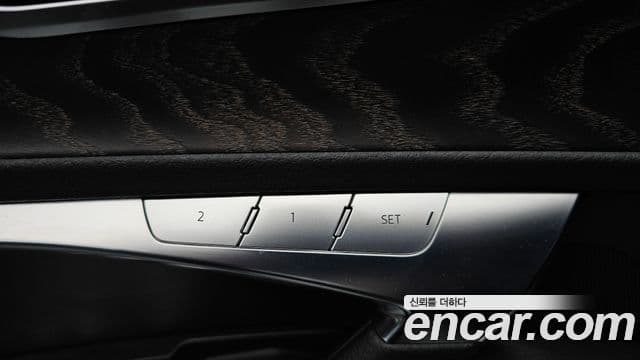 Audi A6 2021 — Фото 19/20