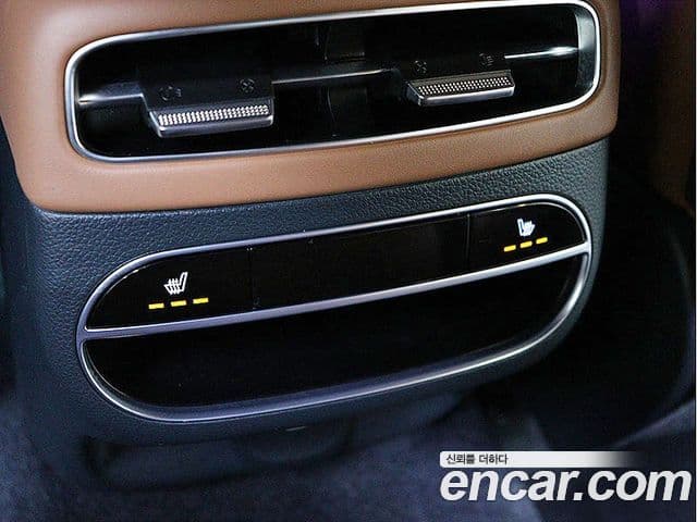 Genesis GV70 2023 — Şəkil 10/20