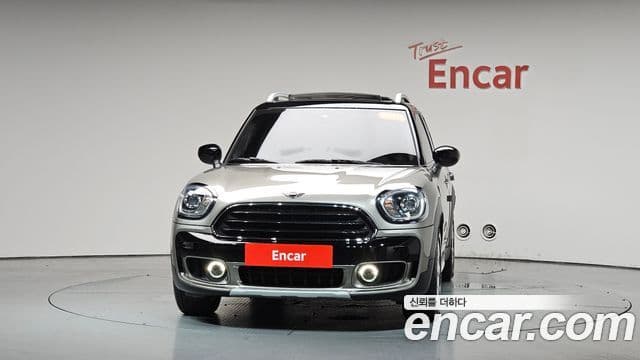 Mini Cooper D Countryman 2020 — ფოტო 3/20