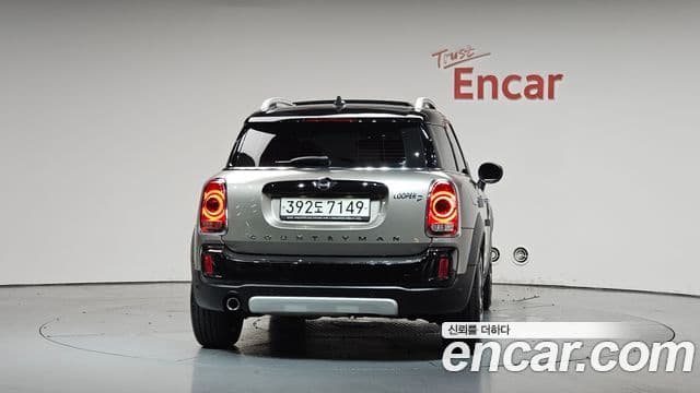 Mini Cooper D Countryman 2020 — ფოტო 4/20