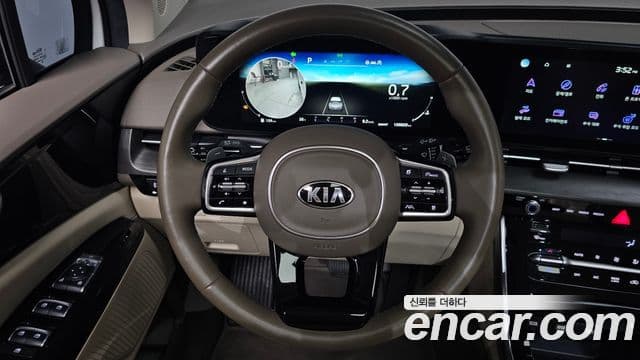 Kia Carnival 2021 — Фото 13/20