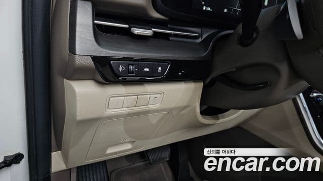 Kia Carnival 2021 — Фото 16/20
