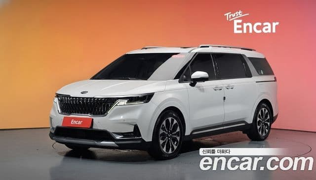 Kia Carnival 2021 — Фото 1/20