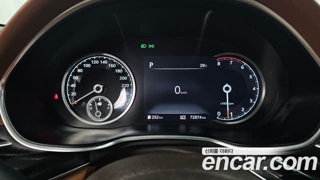 Genesis Electrified G80 2020 — фото 8 из 20