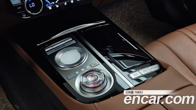 Genesis Electrified G80 2020 — фото 9 из 20