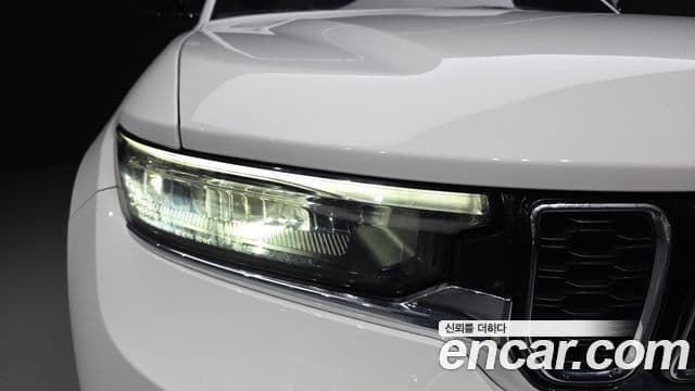 Jeep Grand Cherokee 2023 — Photo 17/34