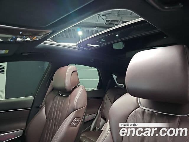 Genesis GV70 2021 — фото 15 из 20