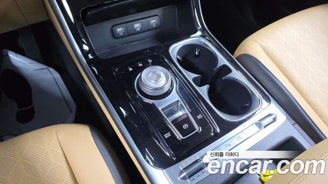 Kia Carnival 2021 — Фото 9/20