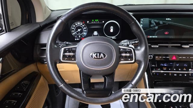 Kia Carnival 2021 — Фото 13/20