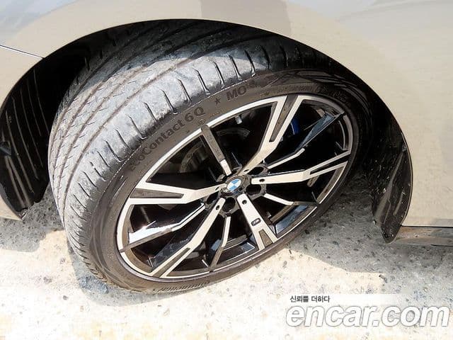 BMW 5 Series 2025 — ფოტო 20/20