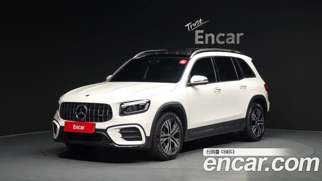 Mercedes-Benz GLB-Class 2024 — ფოტო 1/20